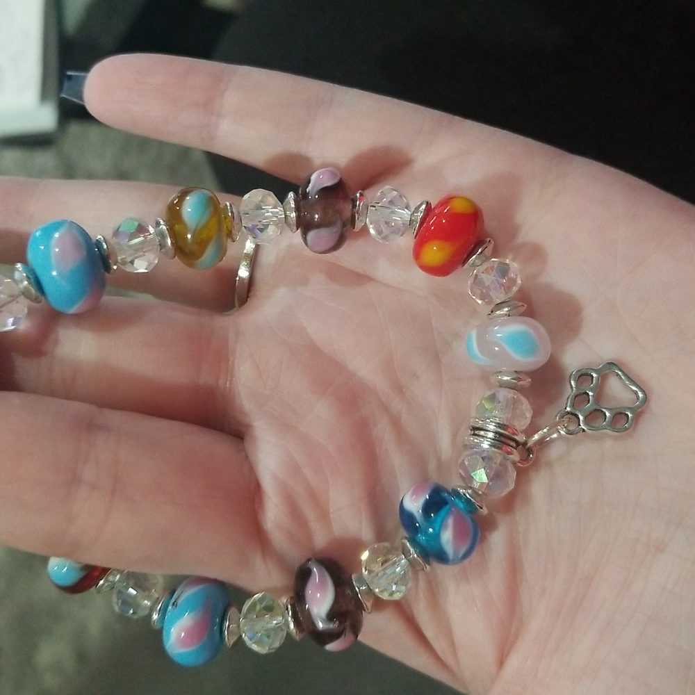 Paw Print Bracelet - Picture 6 of 7
